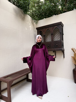 عباية "سهر" من InSeason⭐️ المقاس : وان سايز من 50 كيلو 100 كيلو Purple