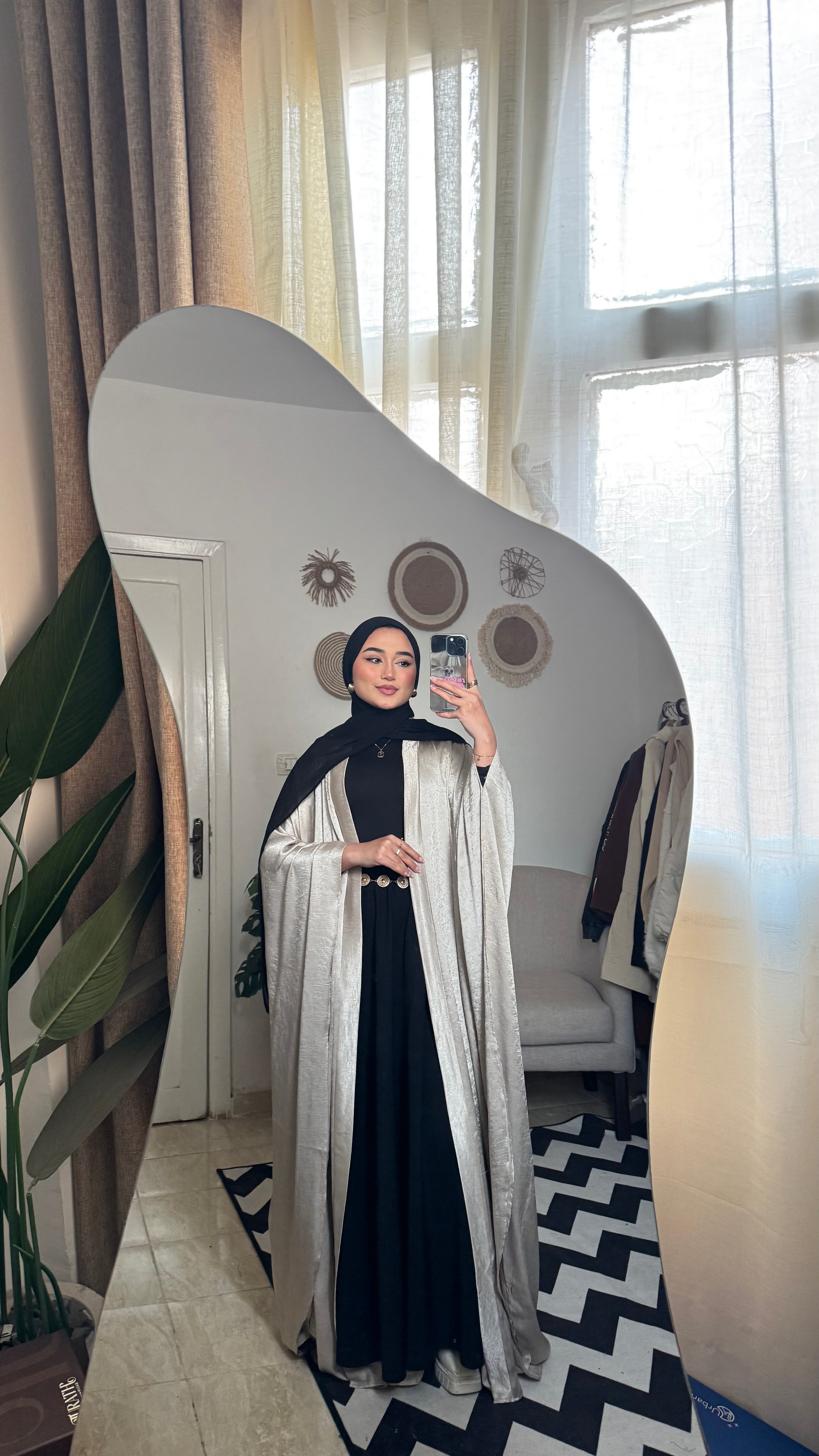 Butterfly Kaftan🦋 Beige المقاس وان سايز يلبس من 60 حتي 120 كيلو