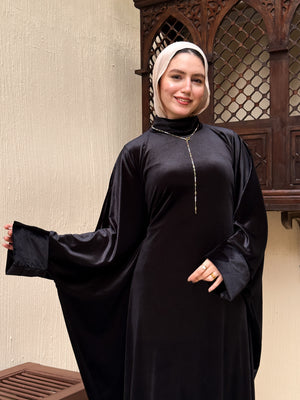 عباية "سهر" من InSeason⭐️ المقاس : وان سايز من 50 كيلو 100 كيلو Black