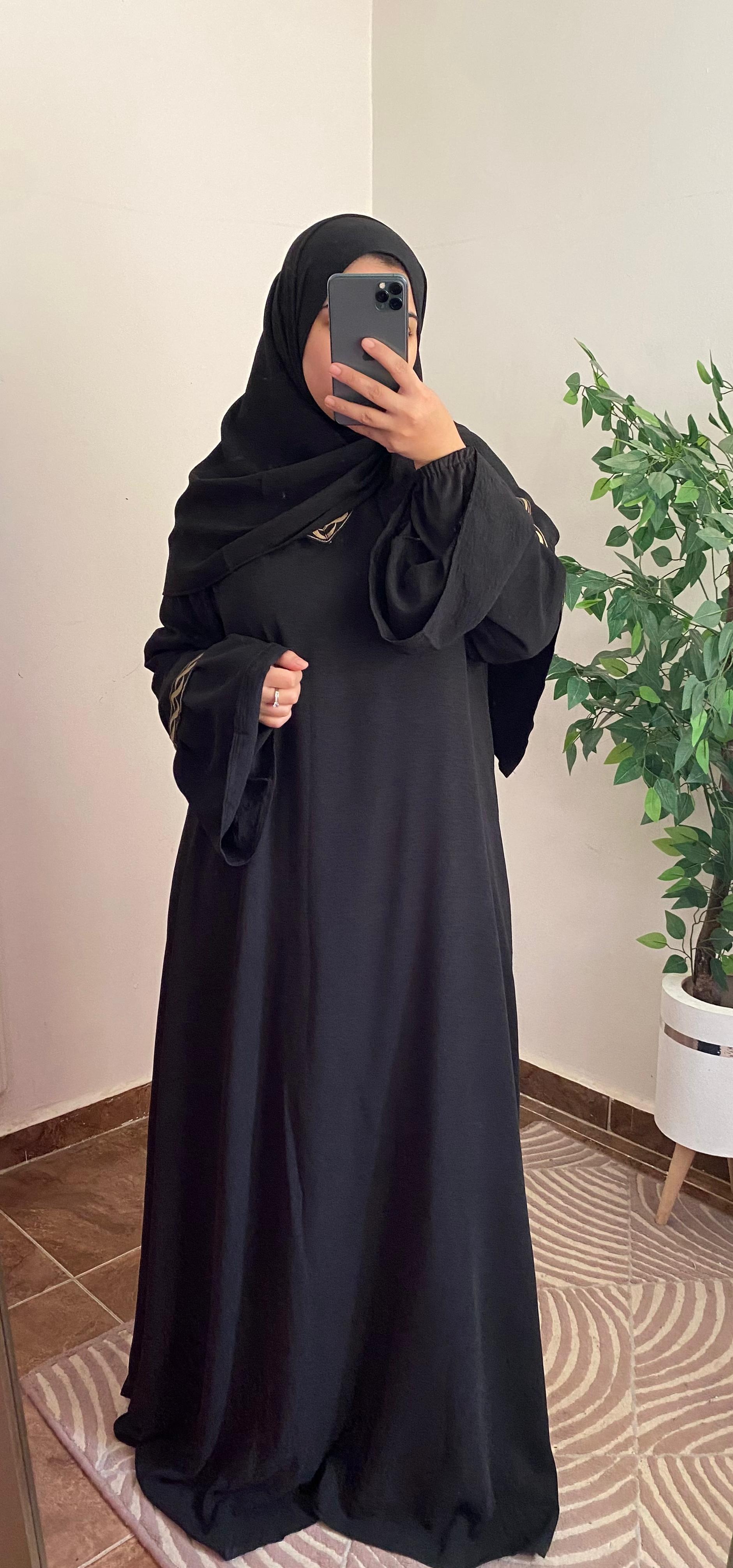 Ronaq Abaya
