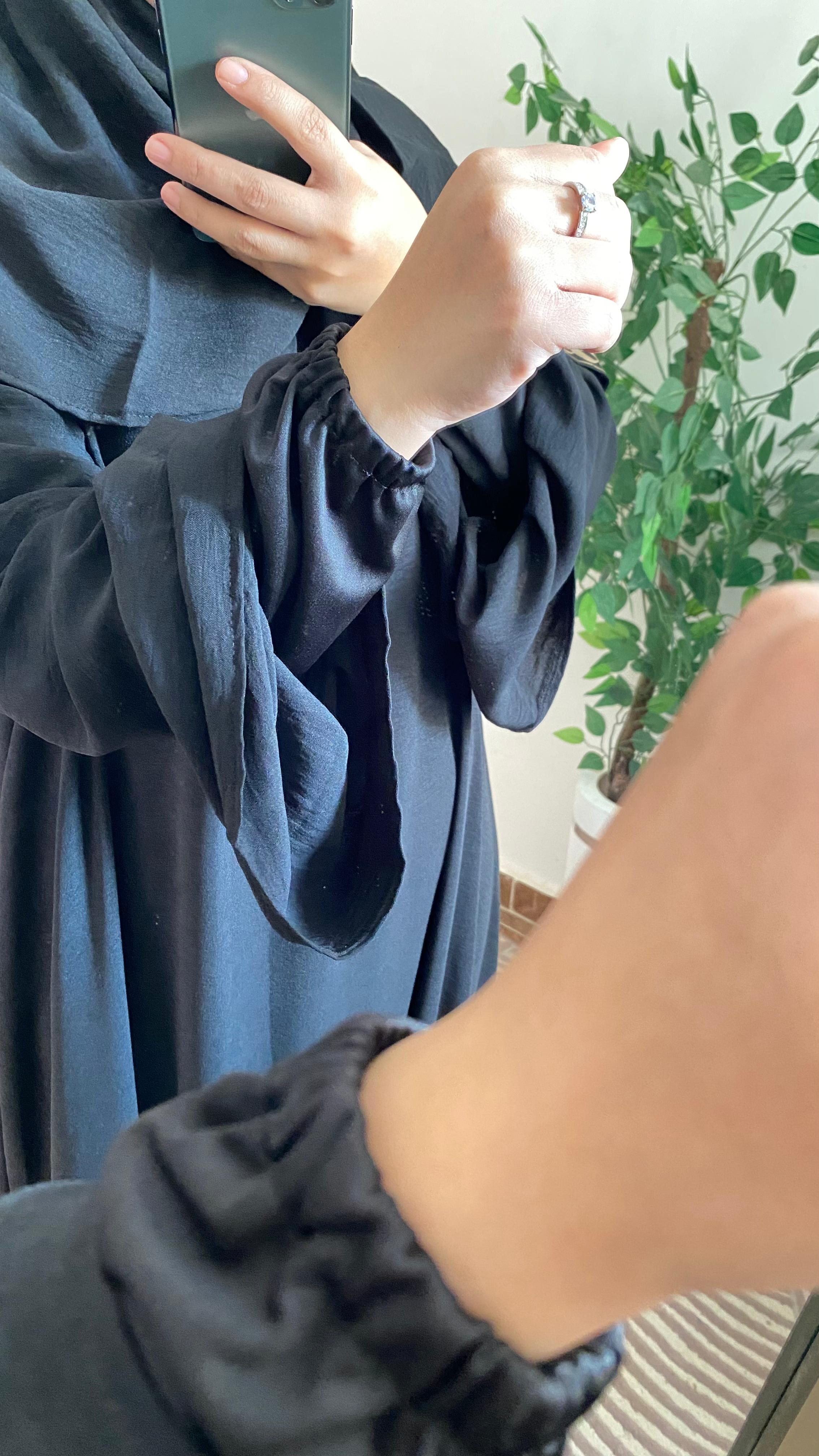 Ronaq Abaya