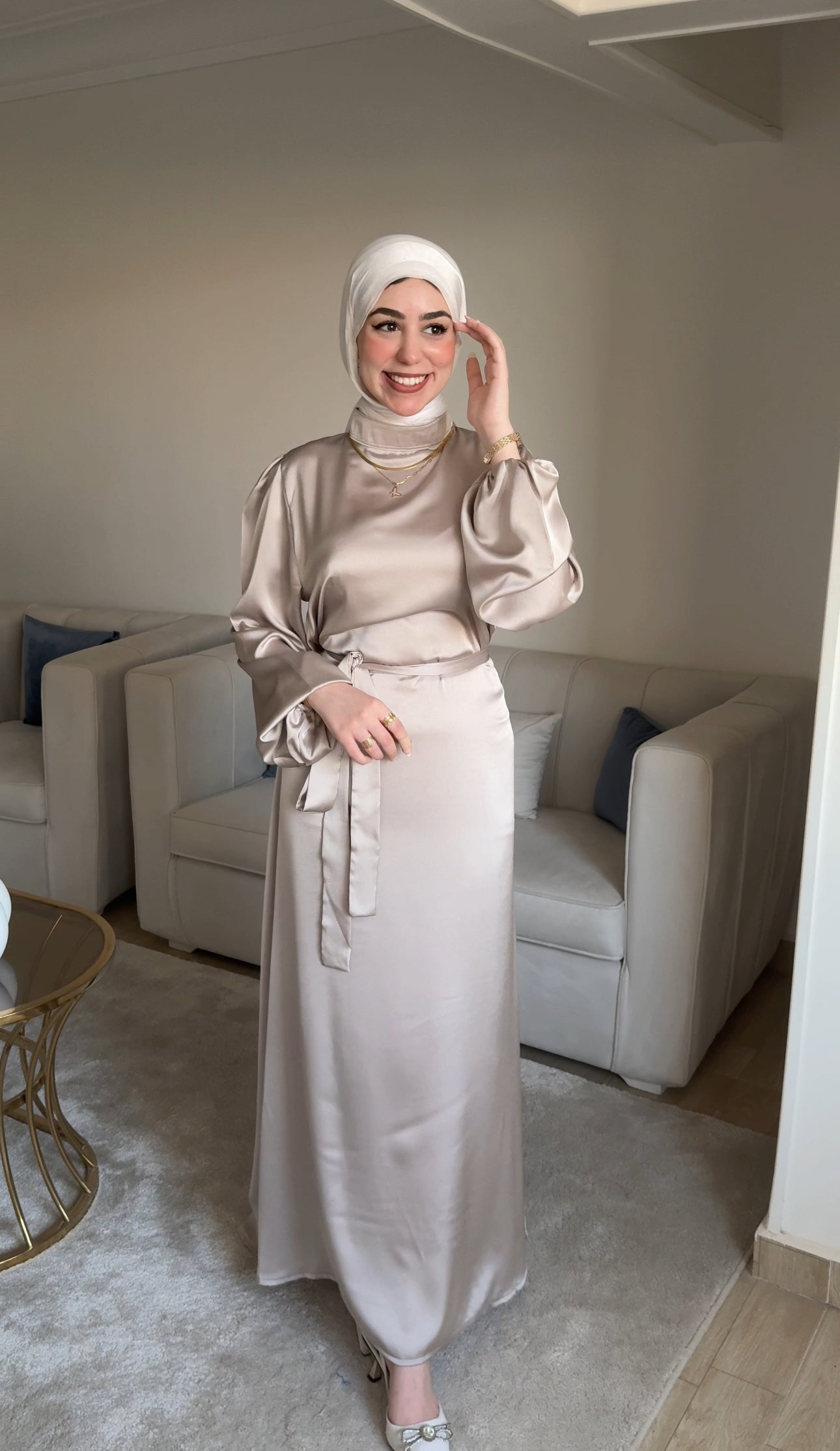 Soirée Dress - فستان سوارية Beige large