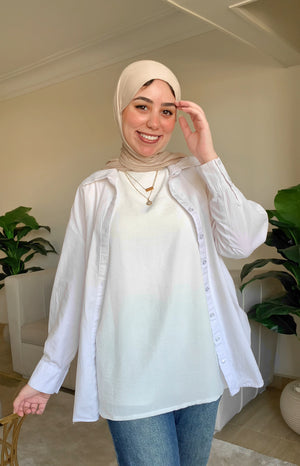 Basic Top🎁 White مقاس الثالث ( large) يلبس من 75 حتي 100 كيلو