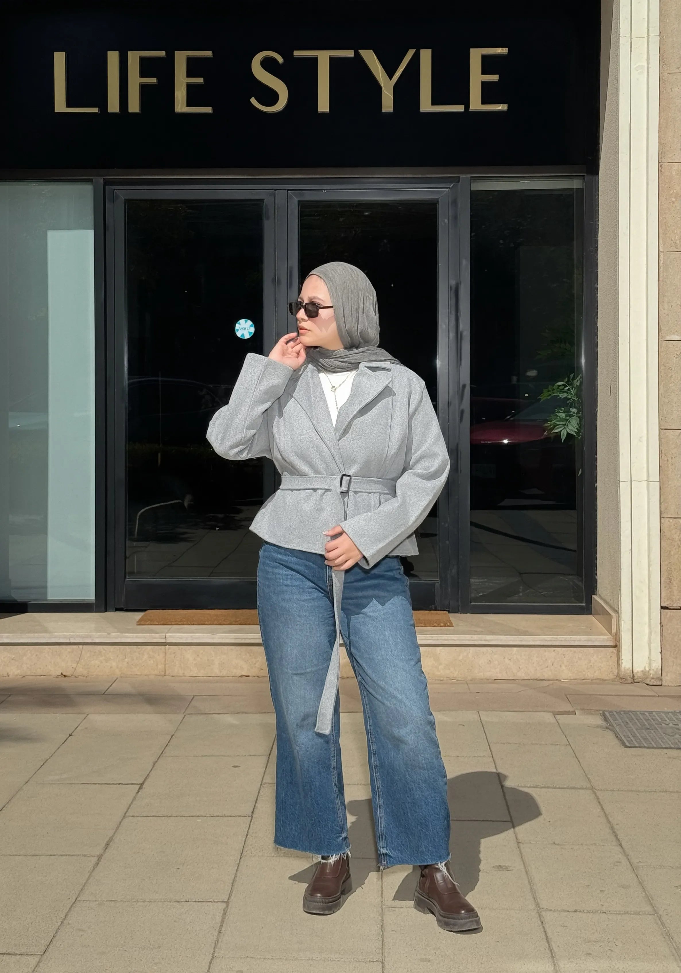 Cropped coat gray