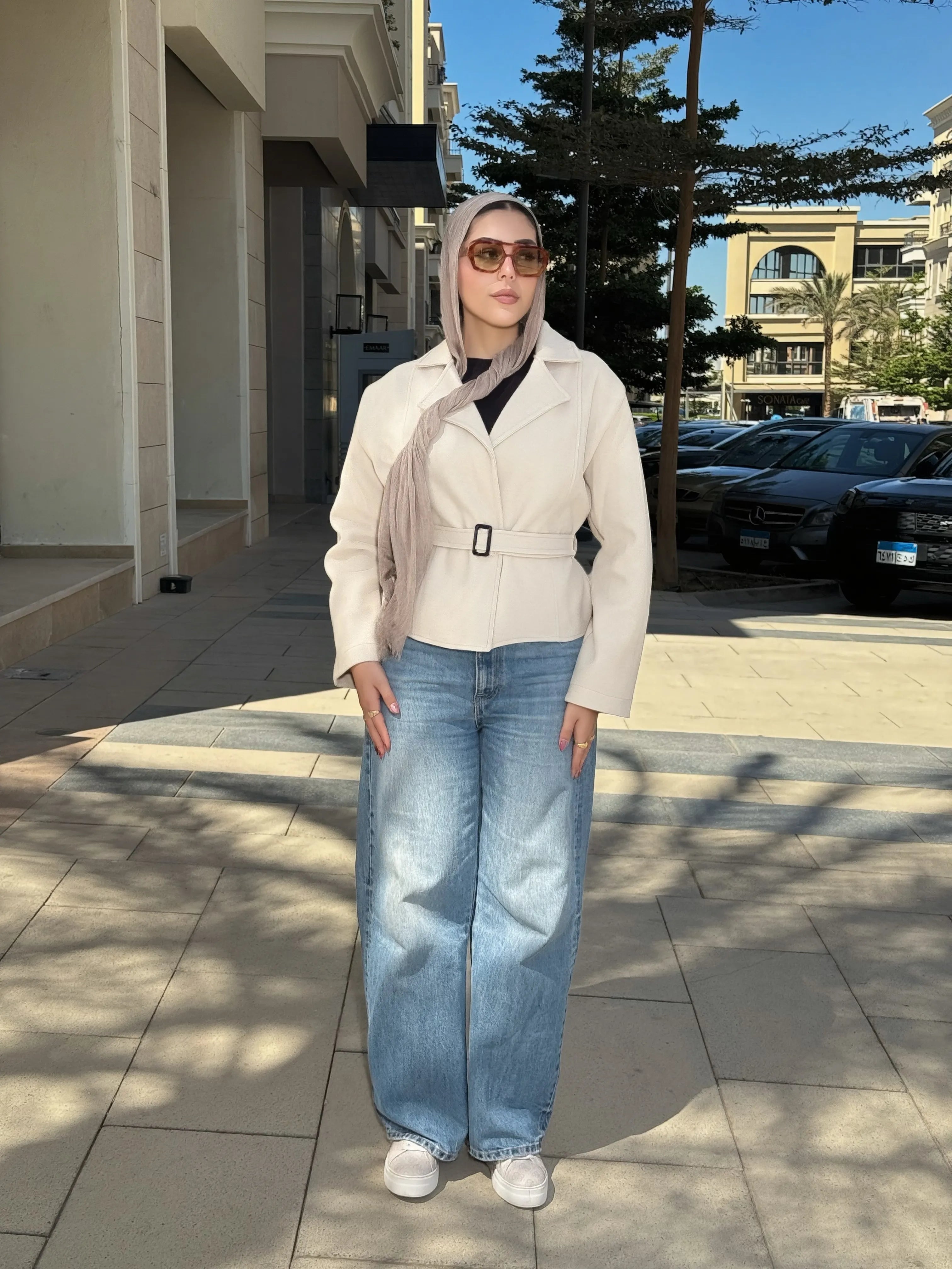 Cropped coat beige
